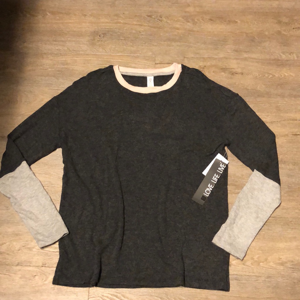 Brand Love Life Live Sweater